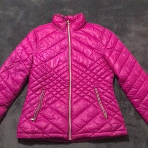 I’m selling a jacket that is s and pink